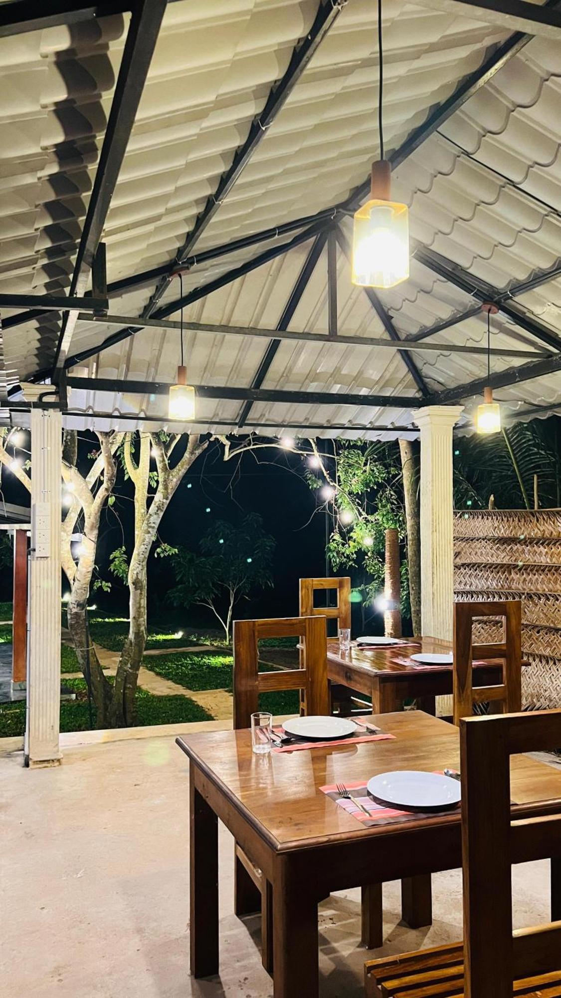 Udawalawa Safari Resort 达瓦拉维 外观 照片